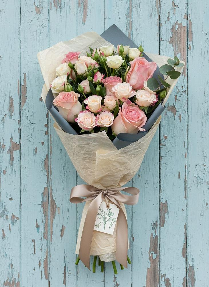 Букет цветов из: Розы в Сасыколи