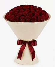 Букет 101 Бордовая роза Блэк Бакарра в Сасыколи