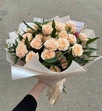 Букет Кремовые розы Латте в Сасыколи
