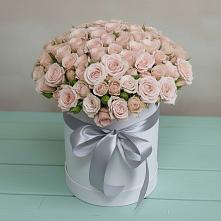 Цветочная композиция из Розы в шляпной коробке в Сасыколи