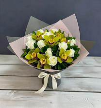 Букет цветов из:  Орхидеи и Розы в Сасыколи