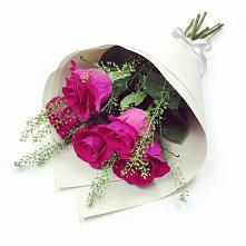 Букет цветов из:  Розы в Сасыколи