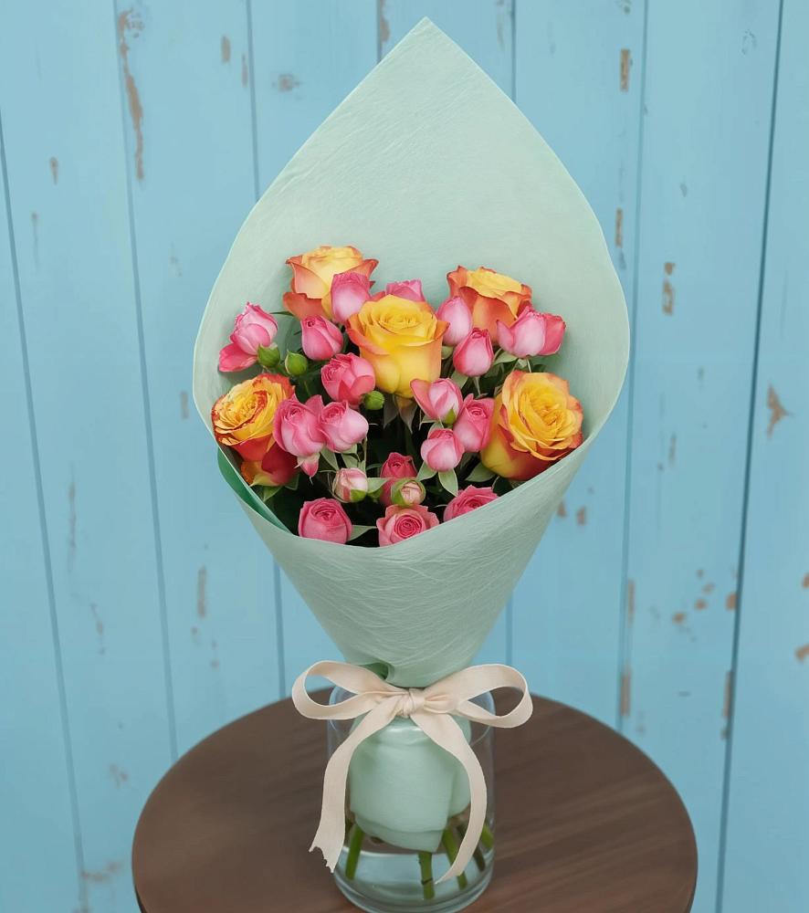Букет цветов из: Розы в Сасыколи
