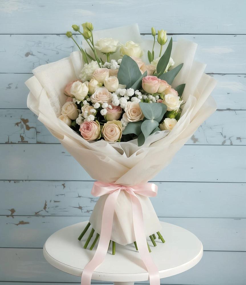 Букет цветов из: Розы и Лизиантусы в Сасыколи