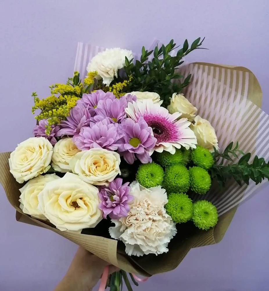 Букет цветов из: Хризантемы, Розы, Гвоздики и Герберы в Сасыколи