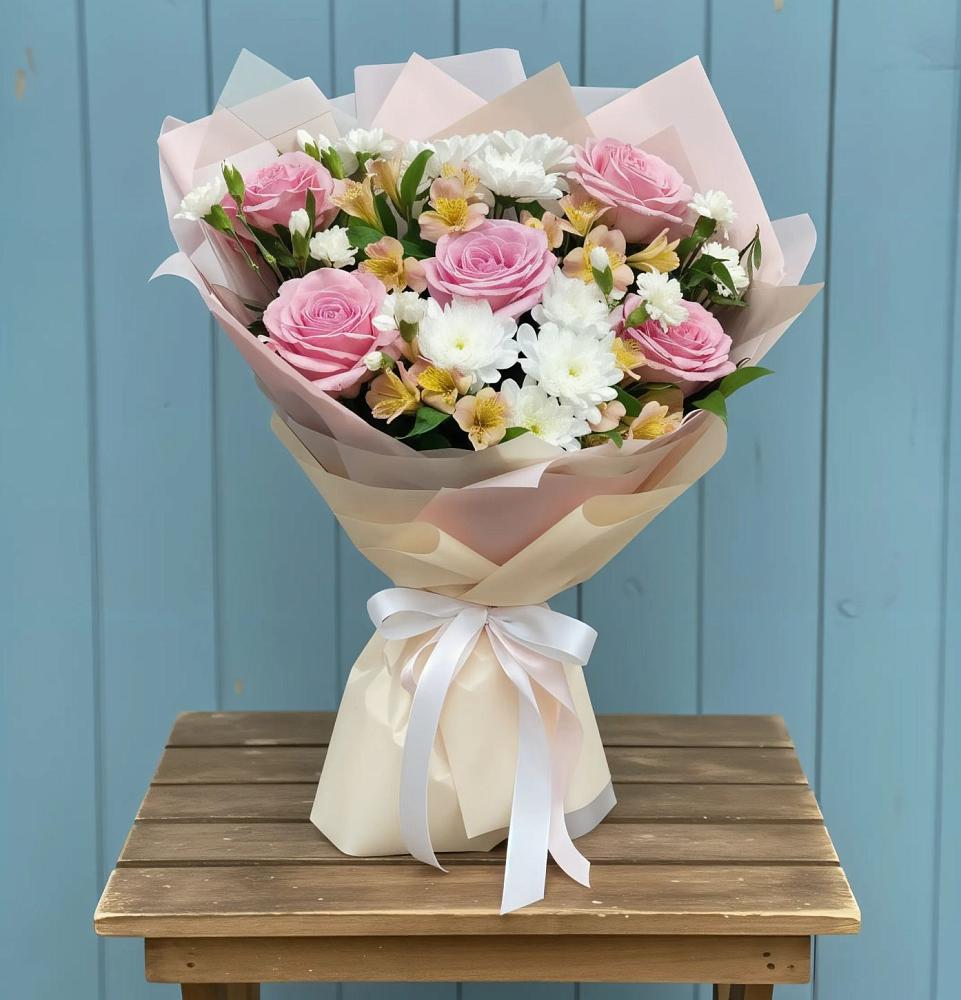 Букет цветов из: Гвоздики, Орхидеи и Розы в Сасыколи